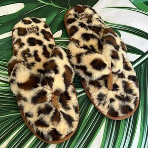 *Muk Luks cream, brown animal print slippers